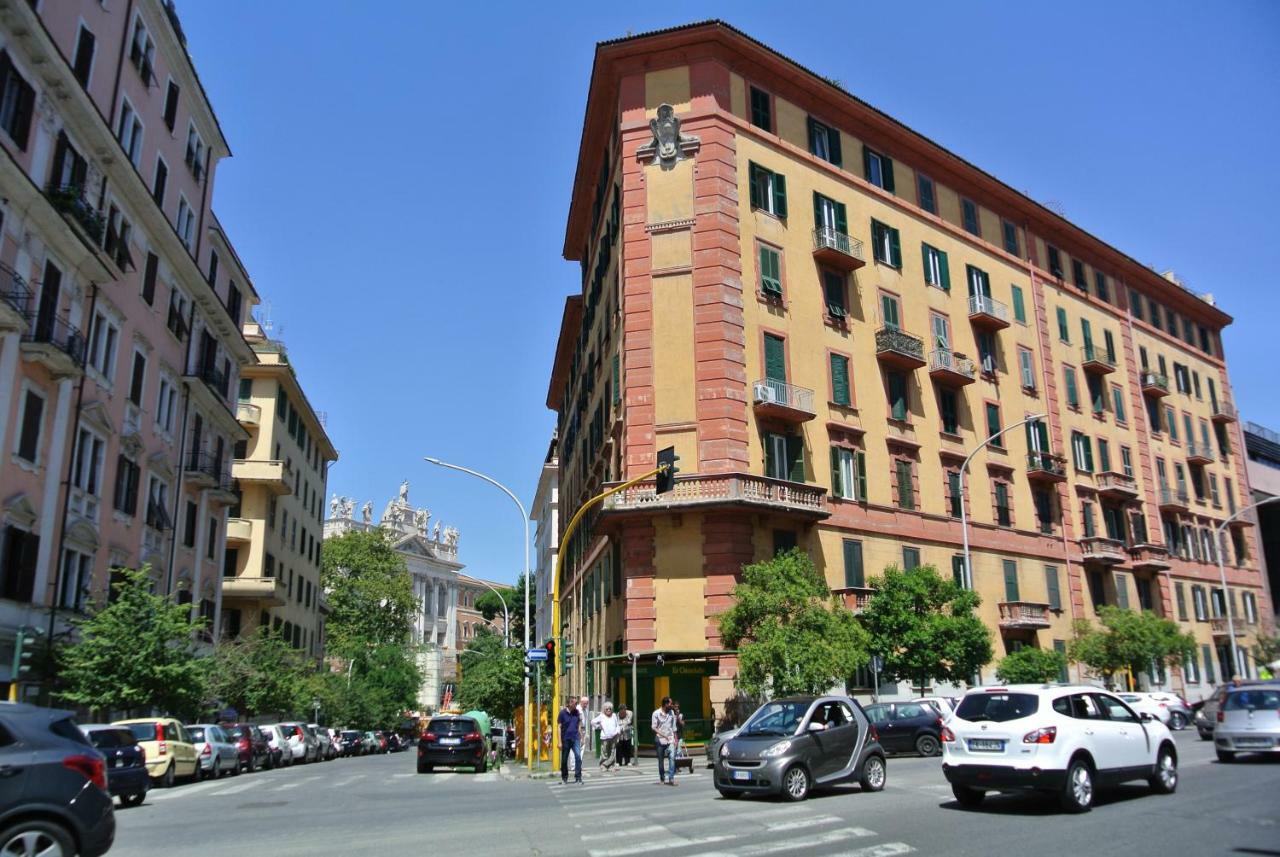 Beautiful Apartment In San Giovanni Close To Colosseo Řím Exteriér fotografie