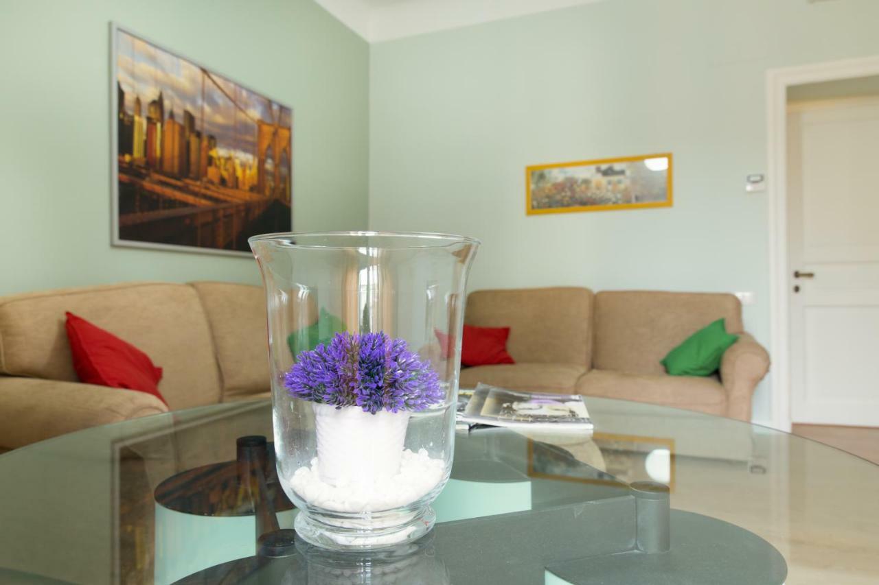 Beautiful Apartment In San Giovanni Close To Colosseo Řím Exteriér fotografie